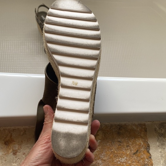 Marc Fisher Zevra Platform Espadrille Sandals Womens Green Suede Snake Print - Picture 3 of 7